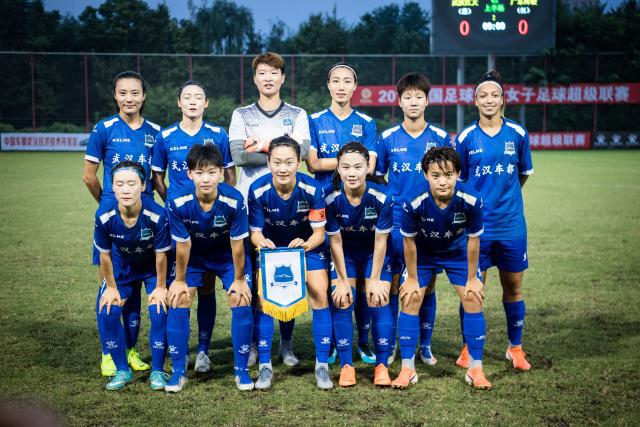 0-3惨败！中国男足1-0爆冷沙特仅2天，意外大崩盘，争冠难了！